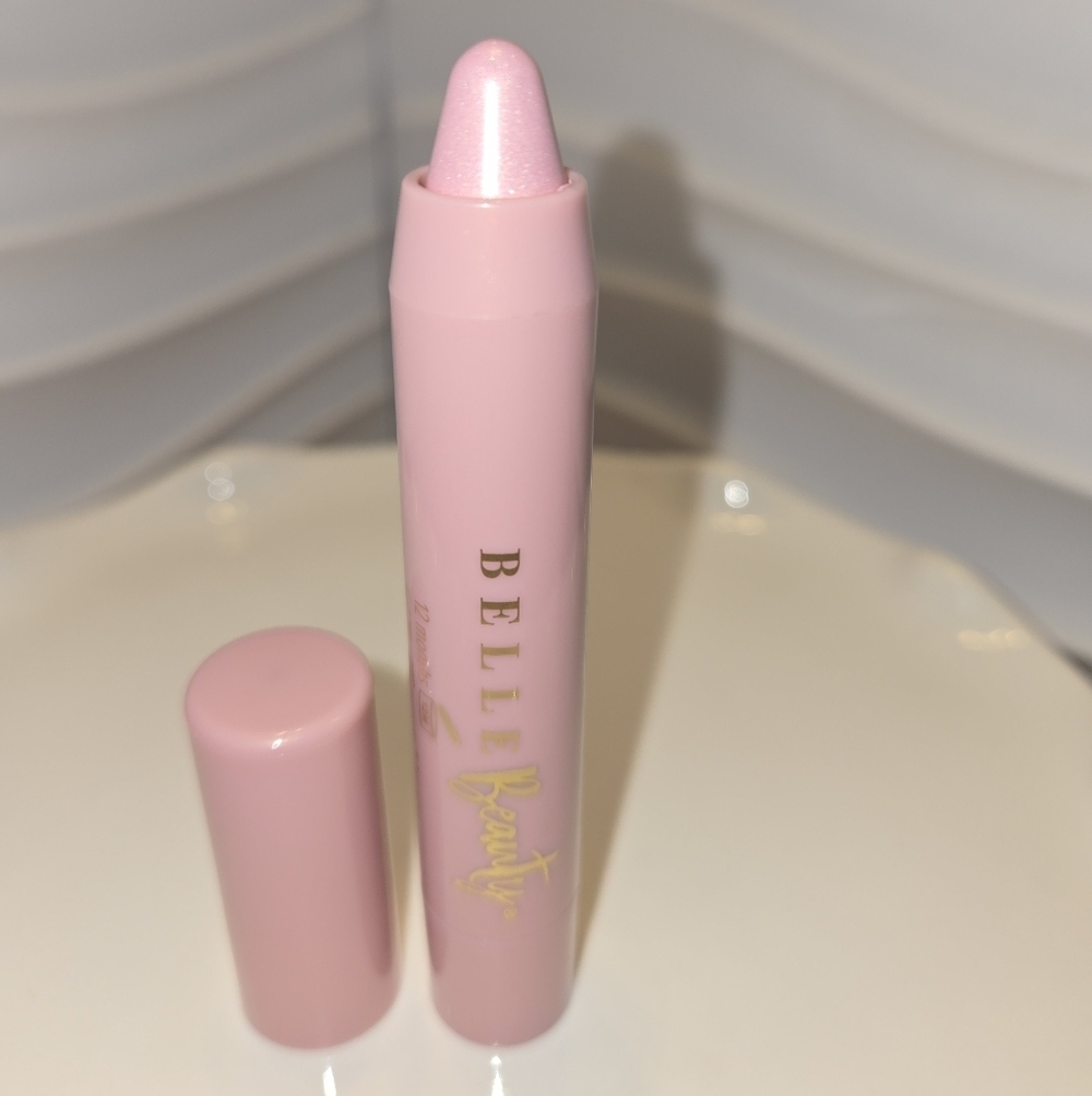 Belle Beauty So Shady Eyeshadow Stick In Soft Pink - New Never Used - Picture 2 of 2